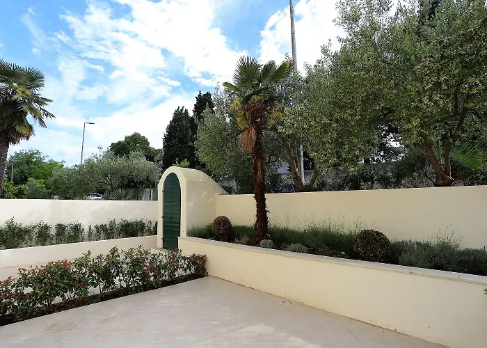 Guest house Maggie Zadar